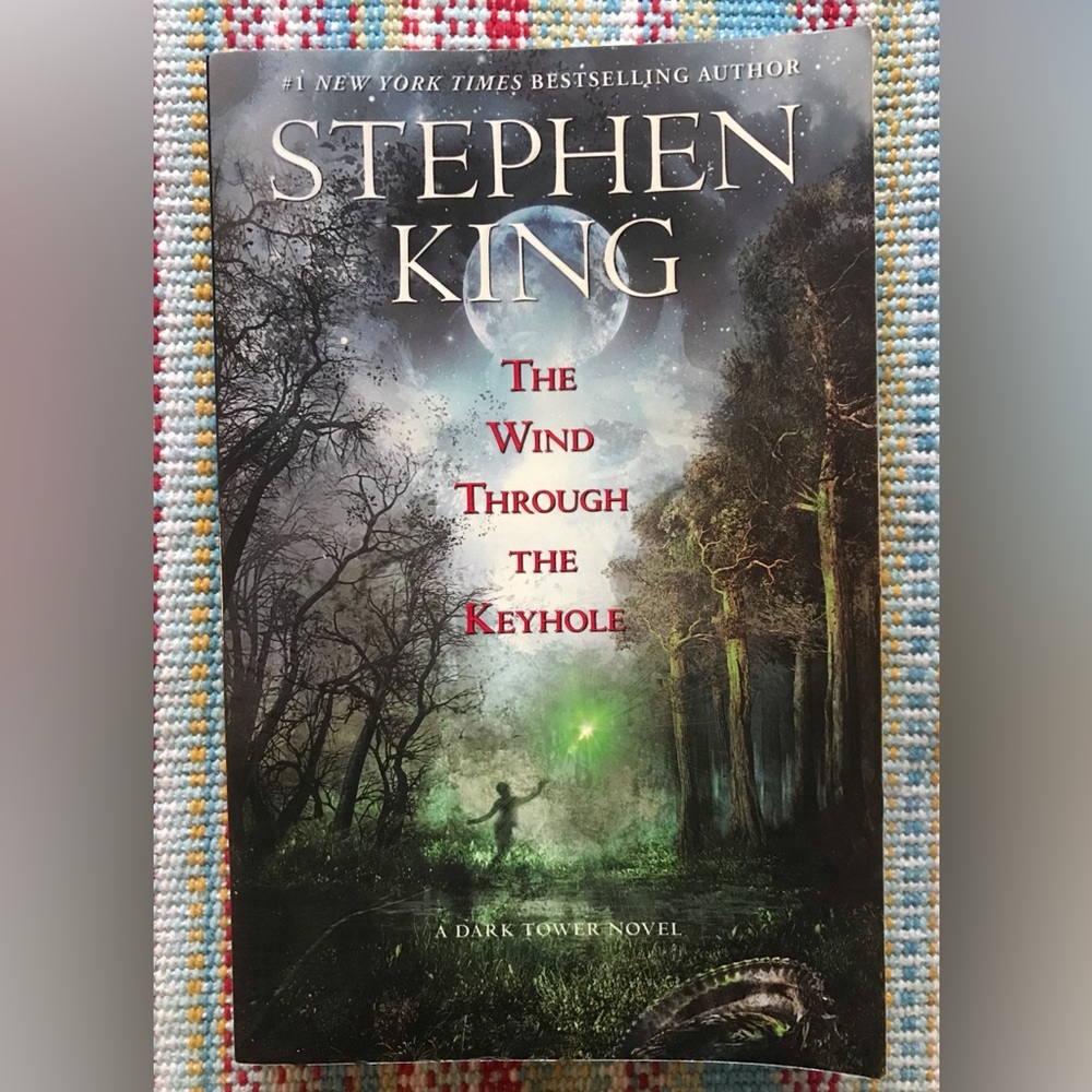 Dark Tower Series The Wind Through the Keyhole by Stephen King 2012 Paperback